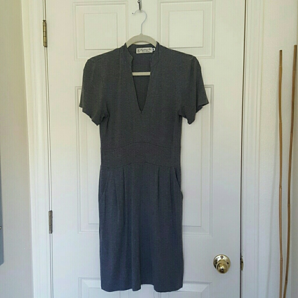 Fighting eel dress size medium with pockets